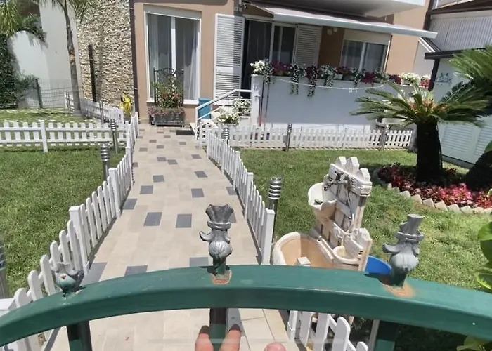 別荘 Singolo Kompleksi Lura 3 *